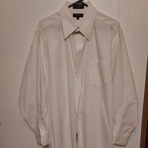CAMBRIDGE 17 1/2  pit to pit 26 1/2 length 32 EX COND White